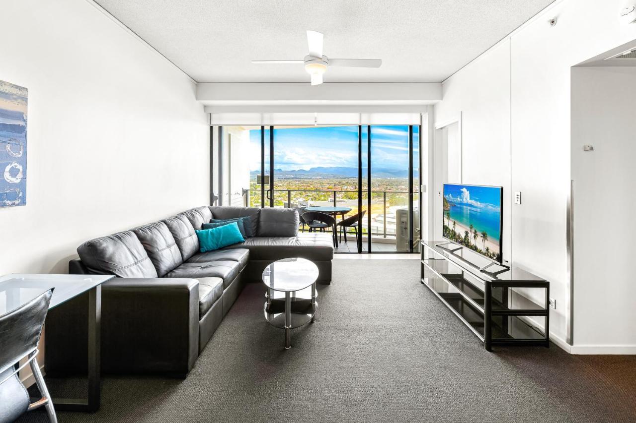 Sierra Grand Broadbeach - Self Contained & Privately Managed Apartments Голд-Кост Экстерьер фото