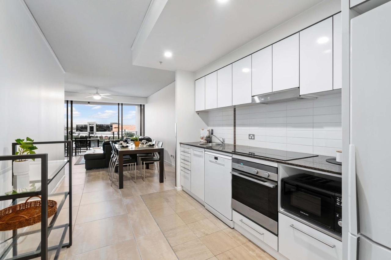 Sierra Grand Broadbeach - Self Contained & Privately Managed Apartments Голд-Кост Экстерьер фото